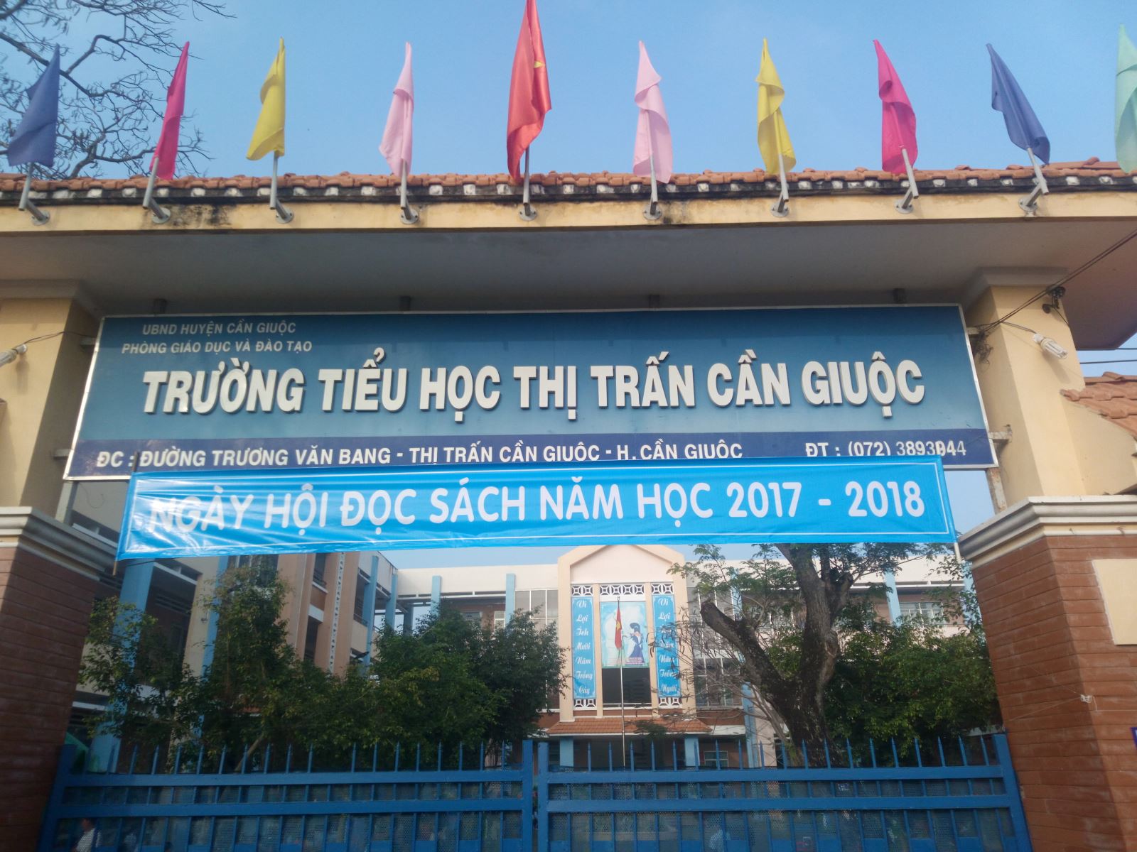 Trường Tiểu học Thị trấn Cần giuộc tổ chức Ngày đọc sách năm học 2017-2018